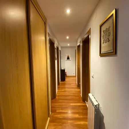 Dpcristal Likehome Lägenhet Sarria